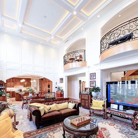 Luxurious Mansion In Richmond Elegant Rooms, Prime Location Bagian luar foto