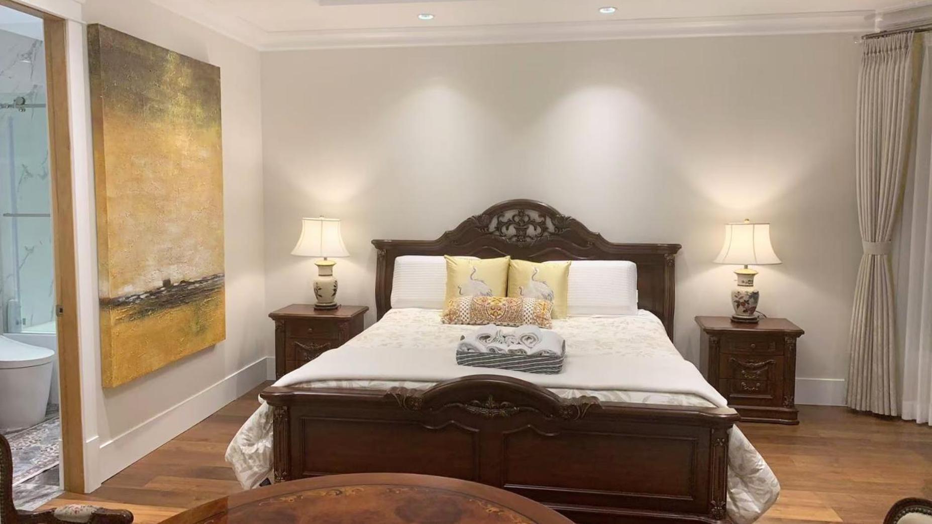 Luxurious Mansion In Richmond Elegant Rooms, Prime Location Bagian luar foto